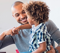 Crianças aprendendo inglês de forma divertida